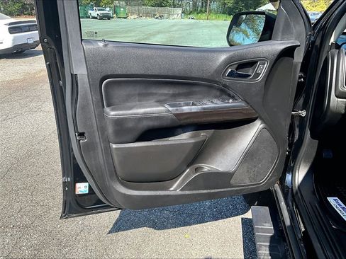 Certified 2019 GMC Canyon SLT w/ Trailering Package image 22