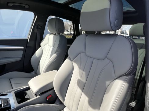Certified 2024 Audi Q5 2.0T Premium Plus w/ Premium Plus Package image 16