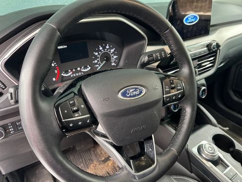 Used 2022 Ford Escape SEL image 7