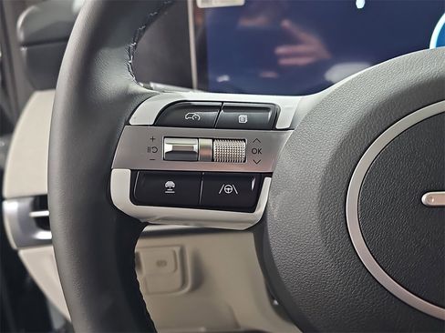 New 2026 Hyundai Tucson Limited image 17