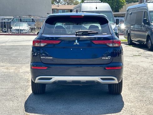 Used 2023 Mitsubishi Outlander SE image 5