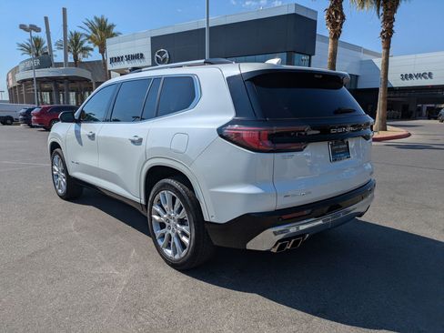 Used 2024 GMC Acadia Denali w/ Super Cruise Package FWD image 3