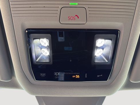 New 2026 Volkswagen Atlas SE image 19