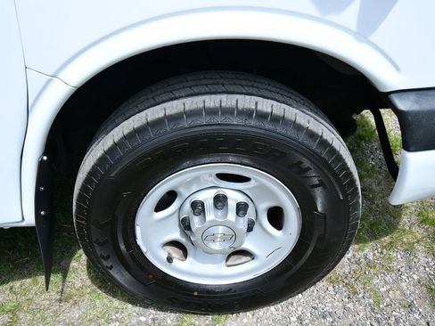Used 2013 Chevrolet Express 3500 w/ School Bus Package RWD image 17