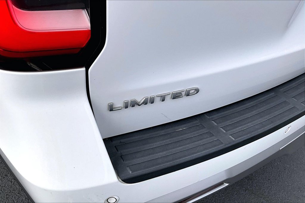 Used 2023 Ford Expedition Max Limited RWD image 6