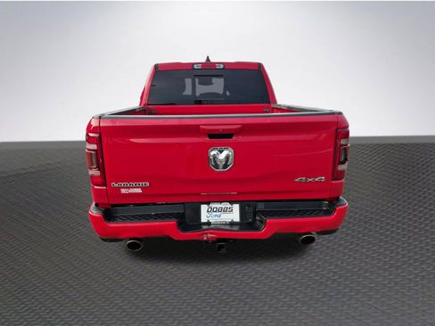 Used 2019 RAM 1500 Laramie AWD/4WD image 6
