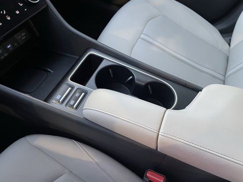 Used 2024 Hyundai Sonata SEL w/ Convenience Package image 19