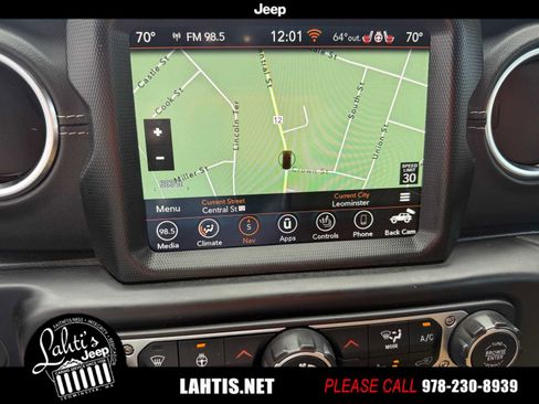 Certified 2022 Jeep Wrangler Unlimited Sahara w/ Cold Weather Group image 36