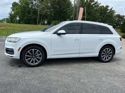 Used 2017 Audi Q7 3.0T Premium Plus w/ Premium Plus Package AWD/4WD image 6