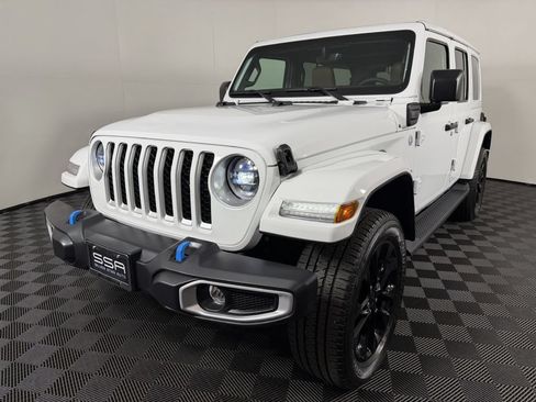 Used 2023 Jeep Wrangler Unlimited Sahara AWD/4WD image 1