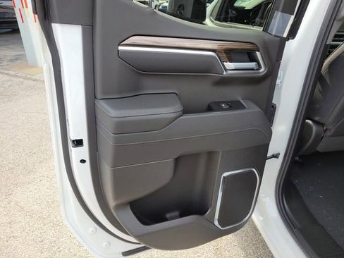 New 2026 Chevrolet Silverado 1500 LT w/ Texas Edition Plus image 9