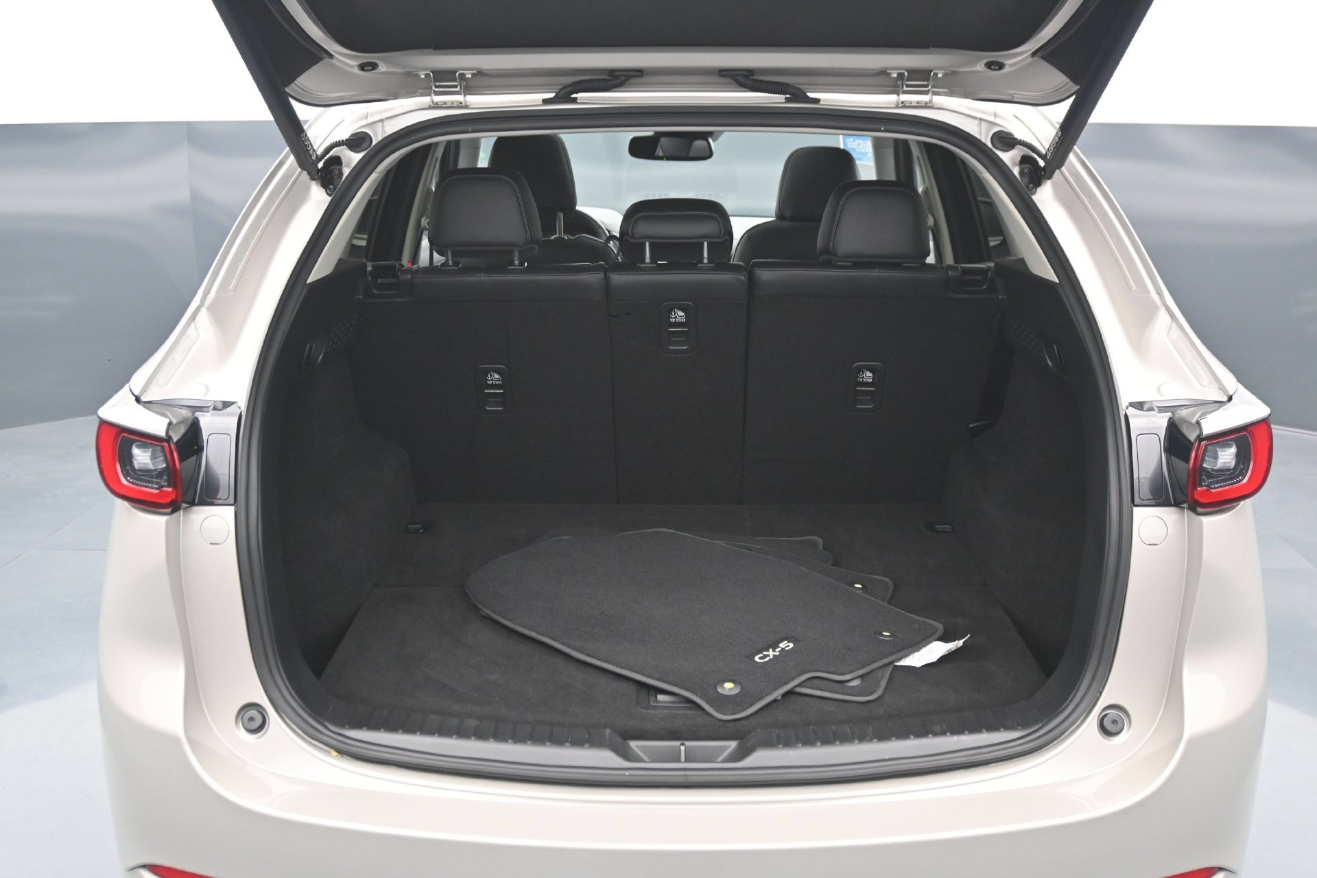 Used 2025 MAZDA CX-5 AWD 2.5 S w/ Preferred Package image 15