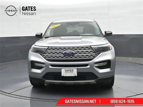Used 2023 Ford Explorer Limited image 5