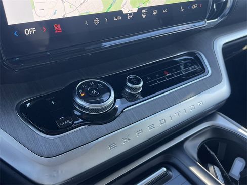 New 2026 Ford Expedition Max Platinum w/ Platinum Ultimate Package image 5