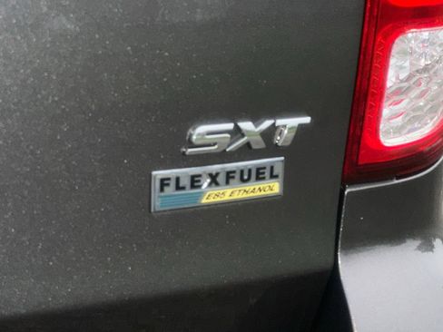 Used 2015 Dodge Grand Caravan SXT FWD image 4