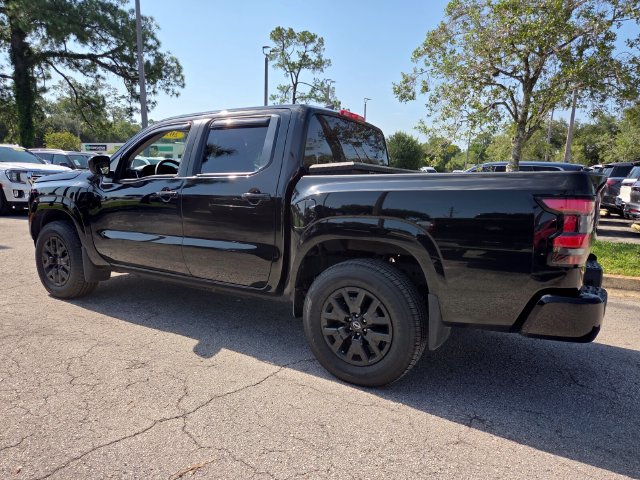 Used 2022 Nissan Frontier SV AWD/4WD image 5