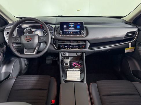 Certified 2026 Nissan Rogue SV AWD/4WD image 14