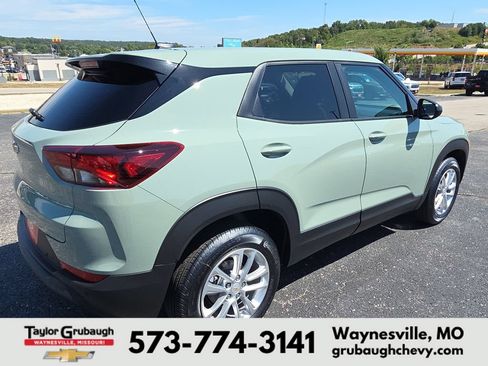 New 2026 Chevrolet TrailBlazer LS w/ LS Convenience Package FWD image 8