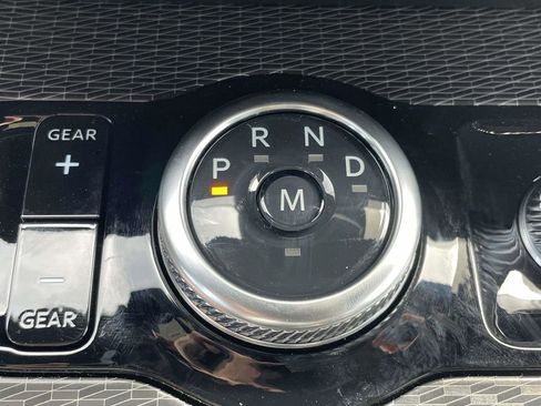 New 2025 Ford Expedition Platinum w/ Stealth Appearance Package AWD/4WD image 17