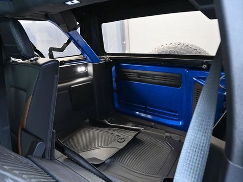 Used 2022 Ford Bronco Outer Banks image 17