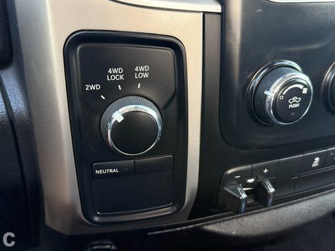 Used 2015 RAM 2500 SLT image 24