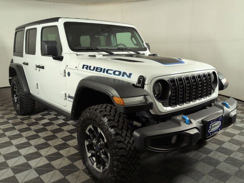 Certified 2024 Jeep Wrangler Unlimited Rubicon 4xe AWD/4WD image 3