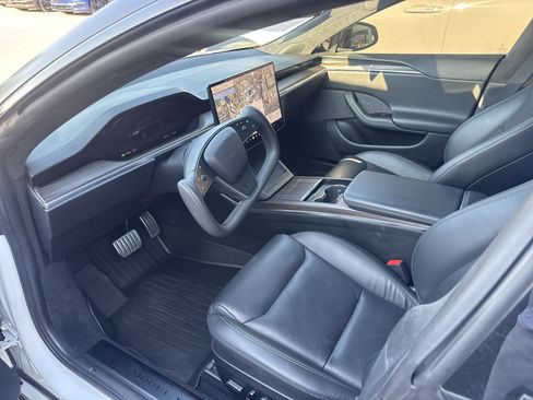 Used 2023 Tesla Model S Standard Range AWD/4WD image 3
