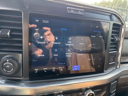 Used 2025 Ford F350 King Ranch w/ FX4 Off-Road Package image 30