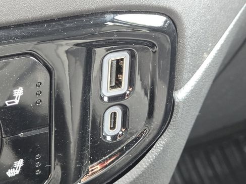 Certified 2023 GMC Sierra 1500 Elevation AWD/4WD image 8
