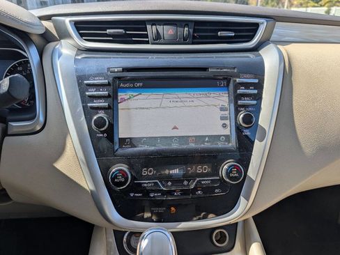 Used 2017 Nissan Murano SV image 35
