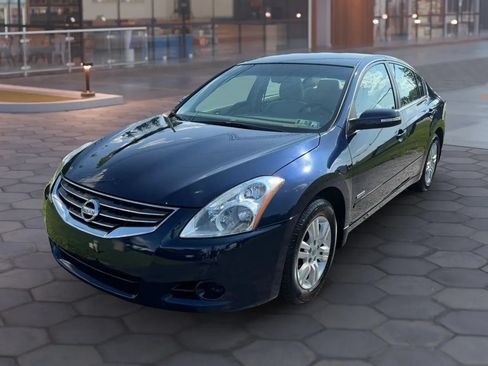 Used 2010 Nissan Altima Hybrid Sedan w/ Convenience Pkg FWD image 6