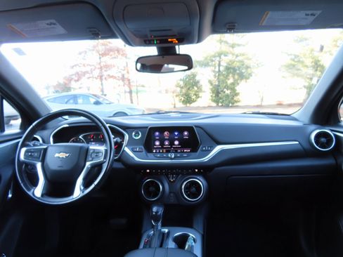 Used 2020 Chevrolet Blazer LT image 15