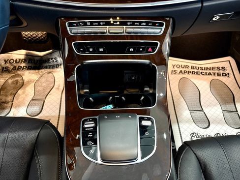 Used 2023 Mercedes-Benz E 350 E 350 4MATIC Sedan image 22