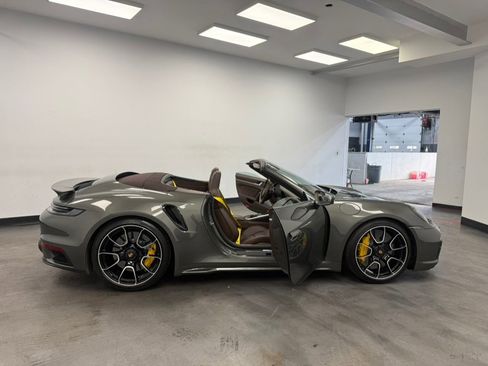 Used 2022 Porsche 911 Turbo S AWD/4WD image 46