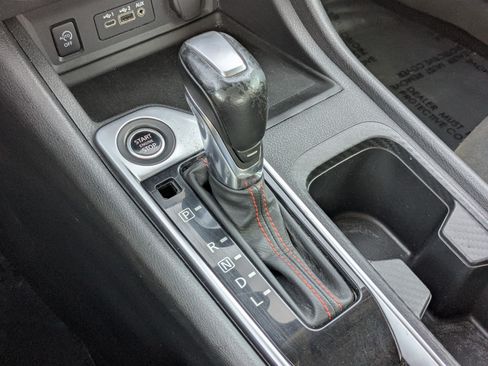 Used 2024 Nissan Sentra SR FWD image 27