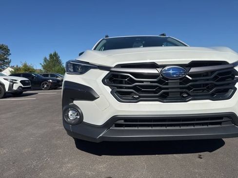 Used 2025 Subaru Crosstrek 2.5i Limited AWD/4WD image 9