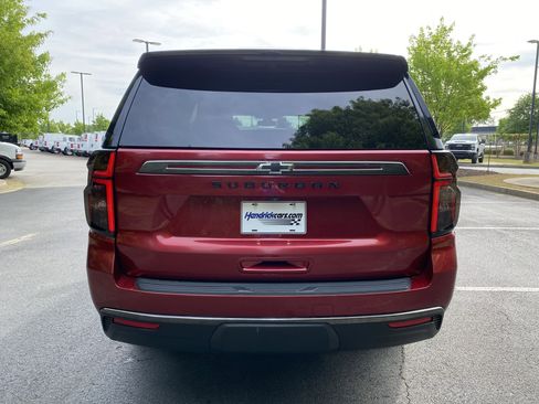 Used 2022 Chevrolet Suburban Z71 image 8