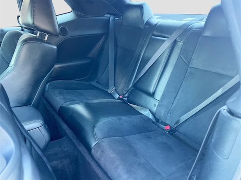 Used 2019 Dodge Challenger R/T Scat Pack w/ T/A Package image 24