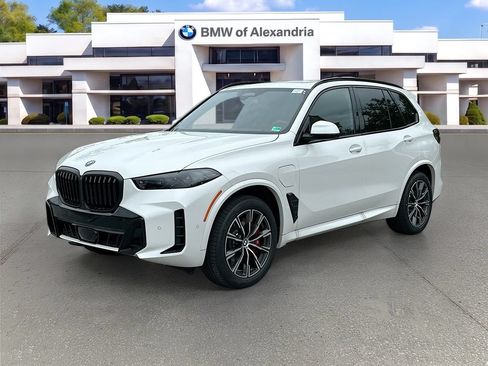 Used 2026 BMW X5 xDrive50e w/ Executive Package AWD/4WD image 1