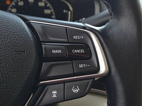 Used 2018 Honda Accord EX-L image 18