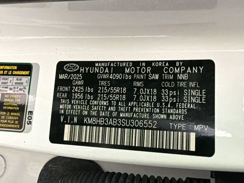Used 2025 Hyundai Kona SEL image 17