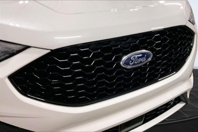Used 2024 Ford Edge ST-Line AWD/4WD image 30