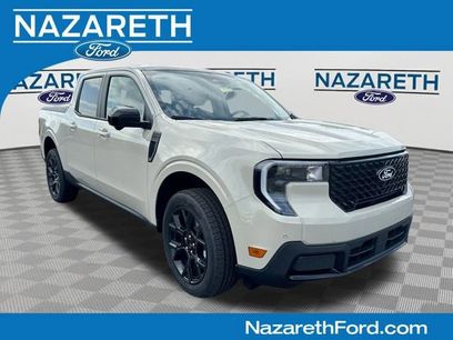 New 2025 Ford Maverick Lariat w/ Black Appearance Package