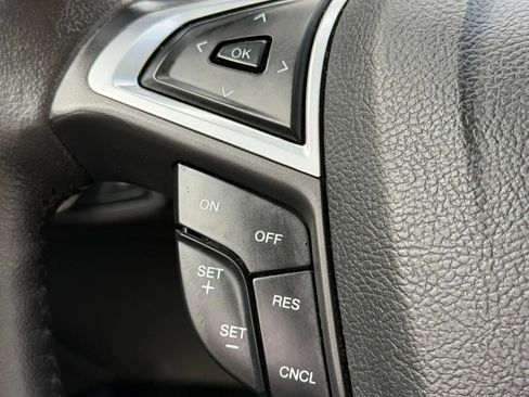 Used 2014 Ford Fusion SE w/ Equipment Group 202A image 17