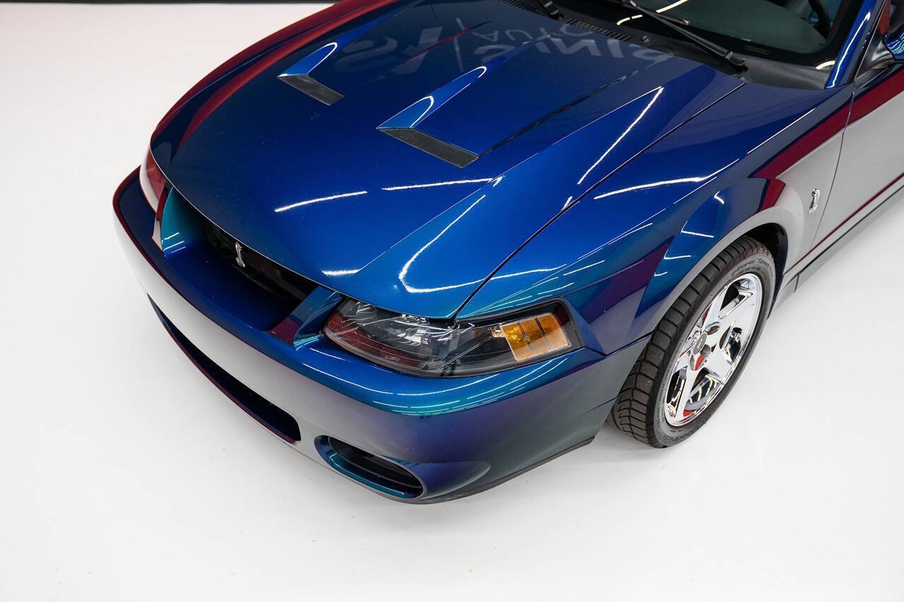 Used 2004 Ford Mustang Cobra RWD image 4