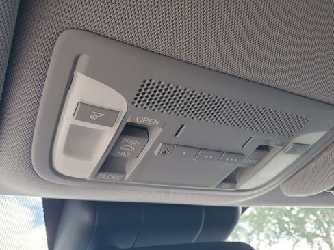 Used 2019 Acura ILX FWD image 33