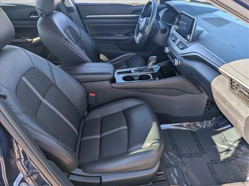 Used 2023 Nissan Altima 2.5 SR image 18