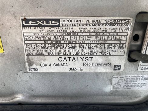 Used 2006 Lexus RX 330 FWD image 11