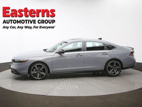 Used 2025 Honda Accord Sport image 56