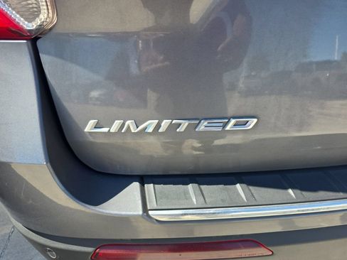 Used 2023 Ford Explorer Limited w/ Hybrid Equipment Group 310A AWD/4WD image 3